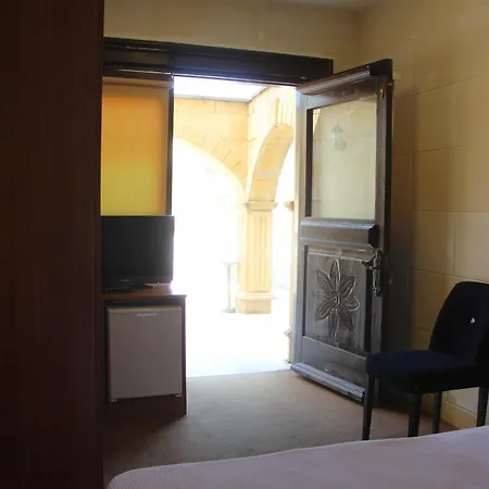 Zone The Guest Hotel Cirénia